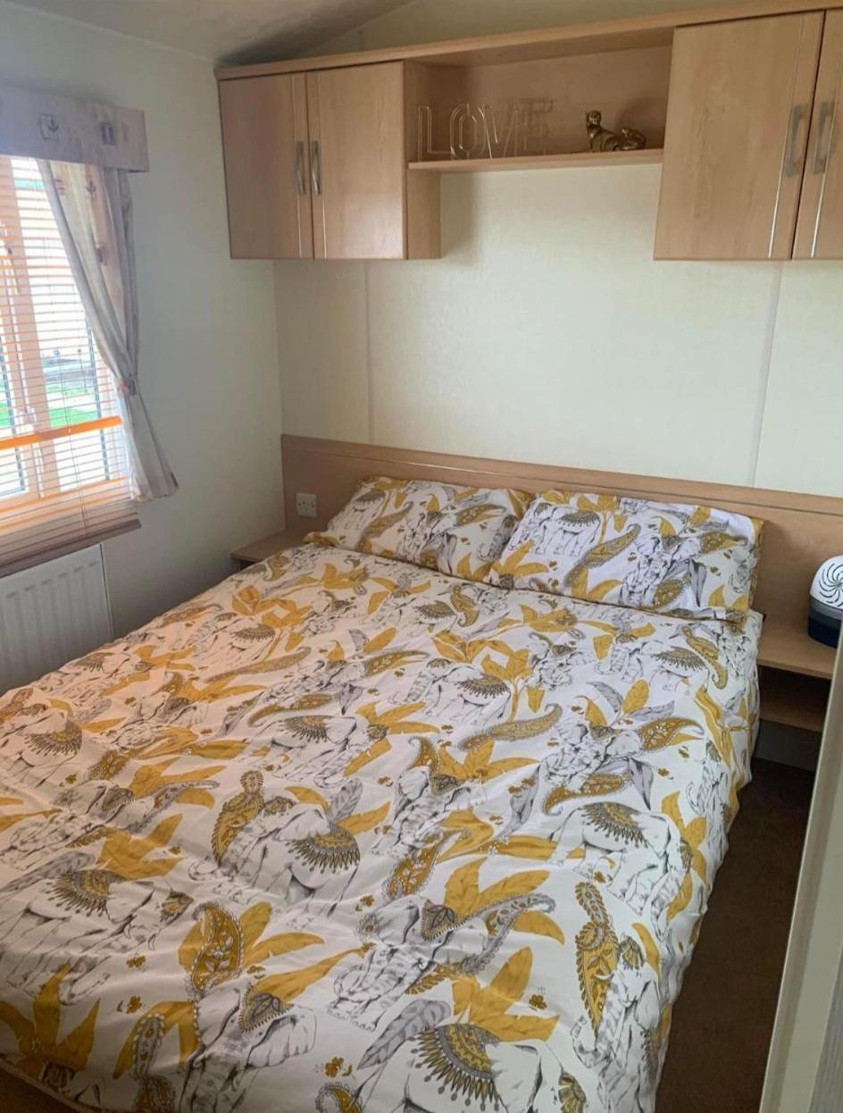 8 Berth 3 Bed Caravan Golden Palm Ml9 Chapel Saint Leonards Exterior photo